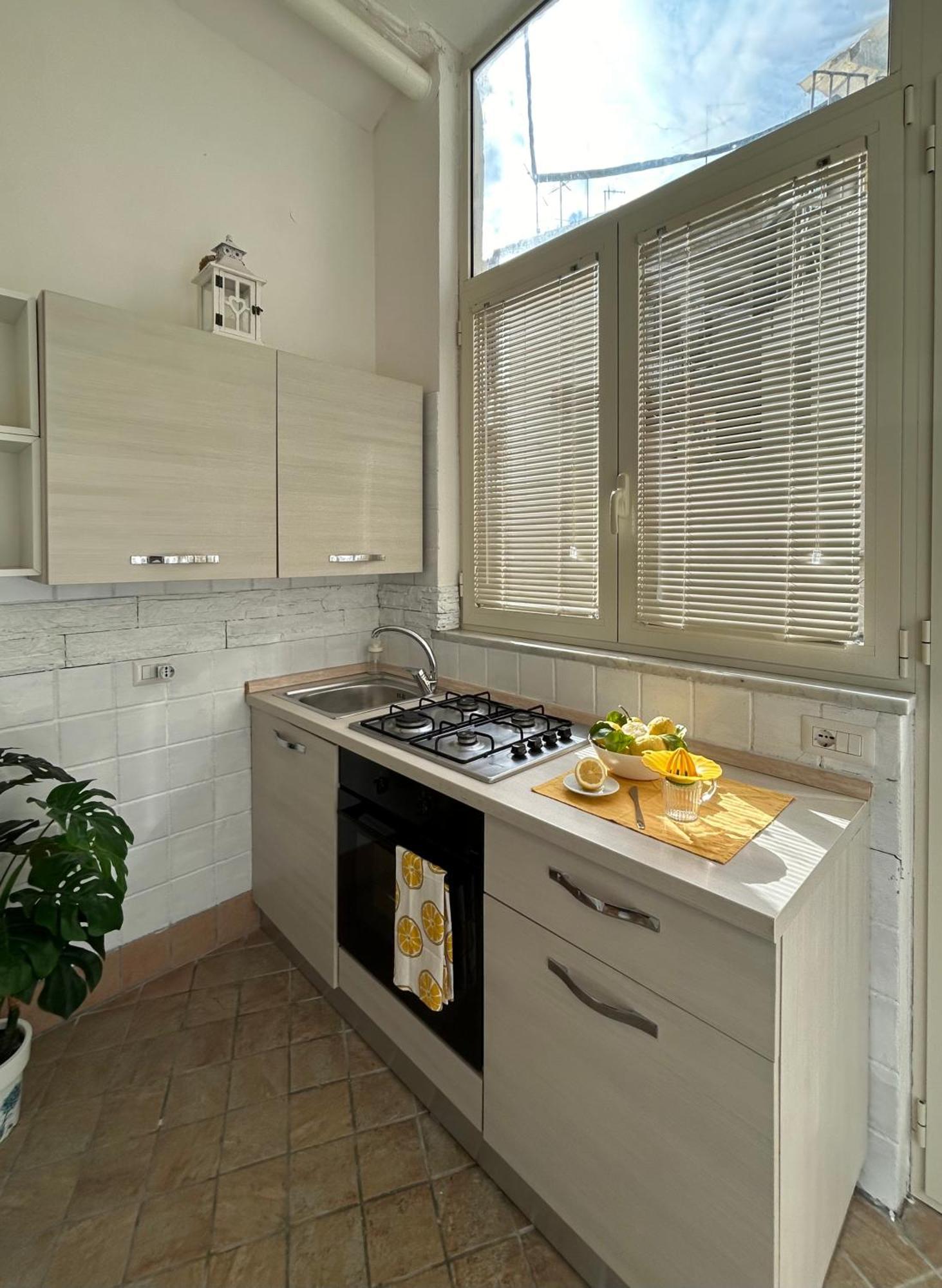 Casa Maria Rosa - Seaside Apartment Sorrento Eksteriør billede